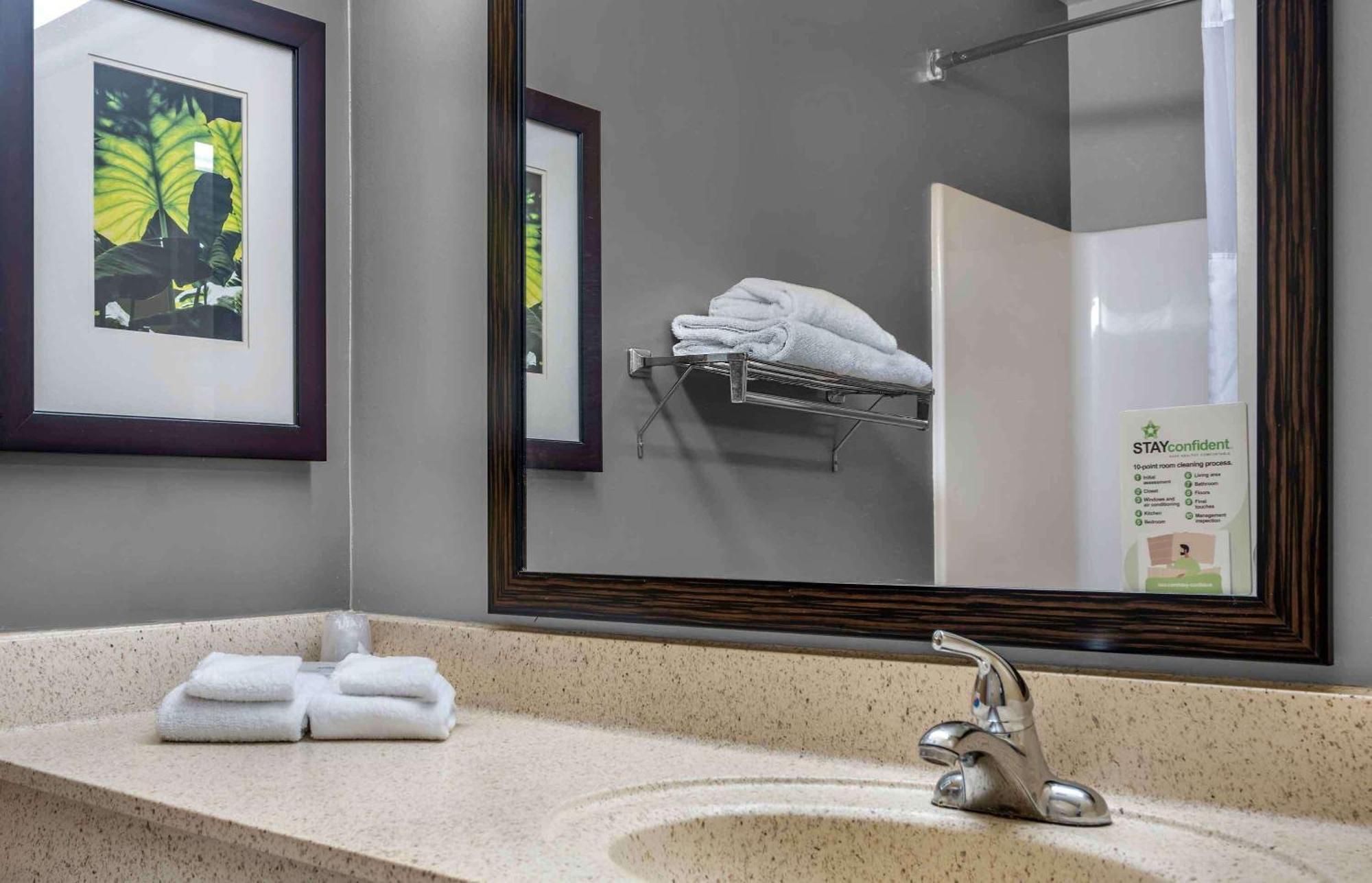 Extended Stay America Suites - Washington Dc Germantown Milestone Eksteriør billede