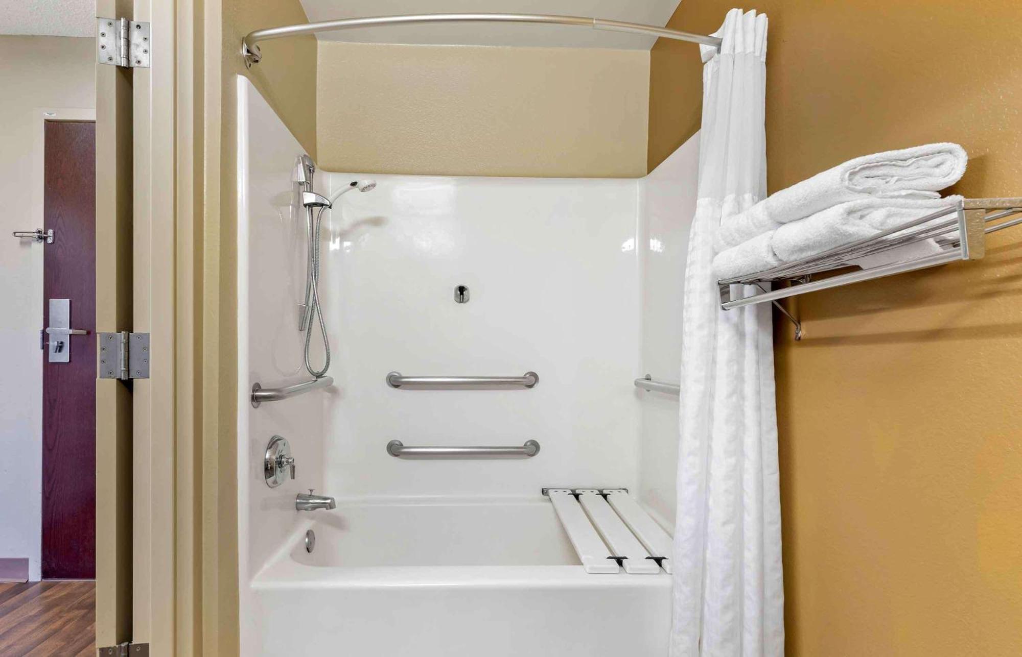 Extended Stay America Suites - Washington Dc Germantown Milestone Eksteriør billede