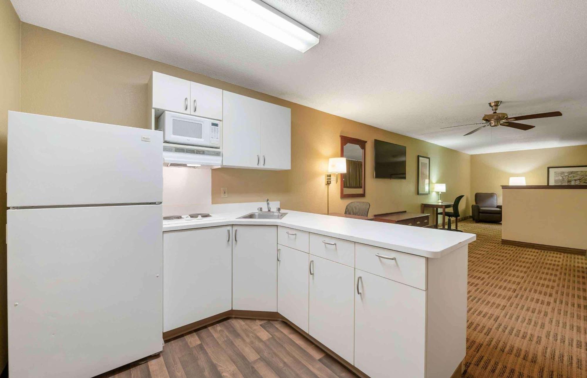Extended Stay America Suites - Washington Dc Germantown Milestone Eksteriør billede