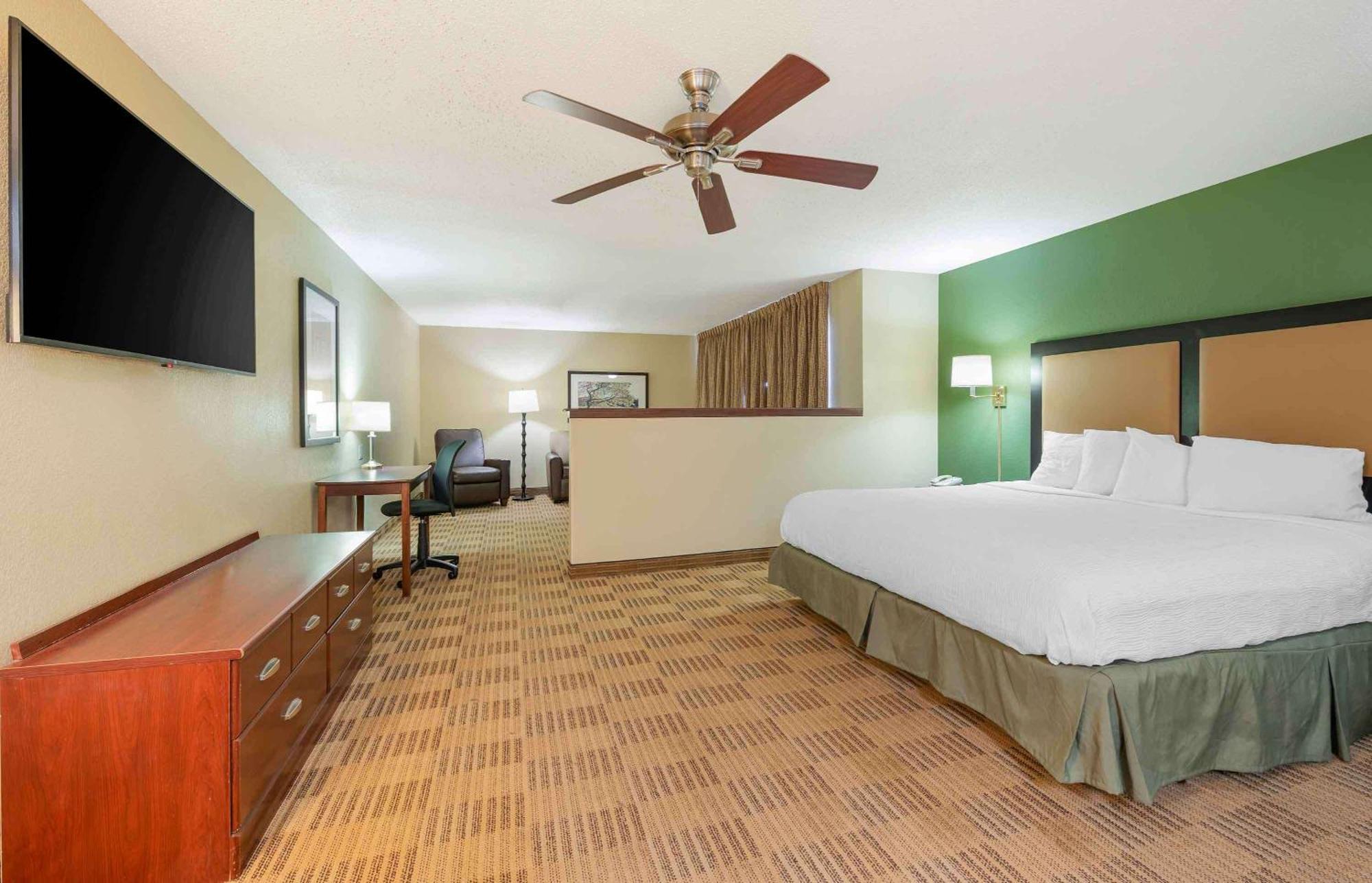 Extended Stay America Suites - Washington Dc Germantown Milestone Eksteriør billede