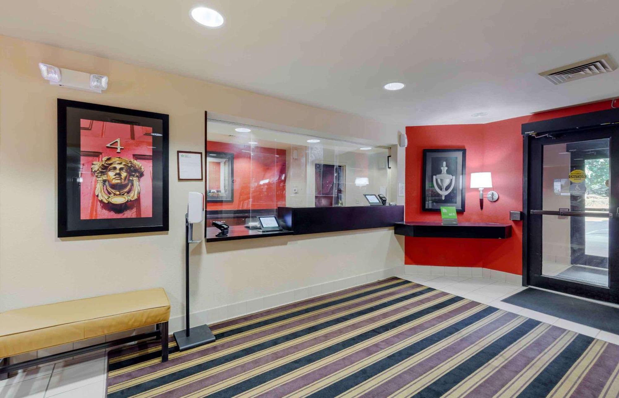 Extended Stay America Suites - Washington Dc Germantown Milestone Eksteriør billede