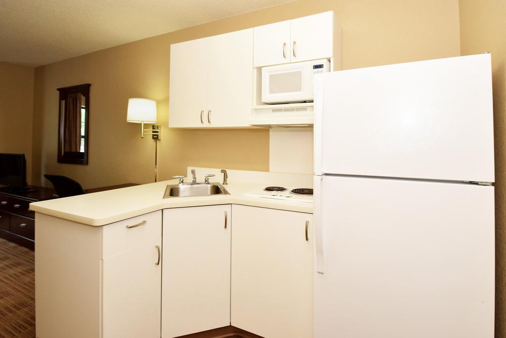 Extended Stay America Suites - Washington Dc Germantown Milestone Eksteriør billede