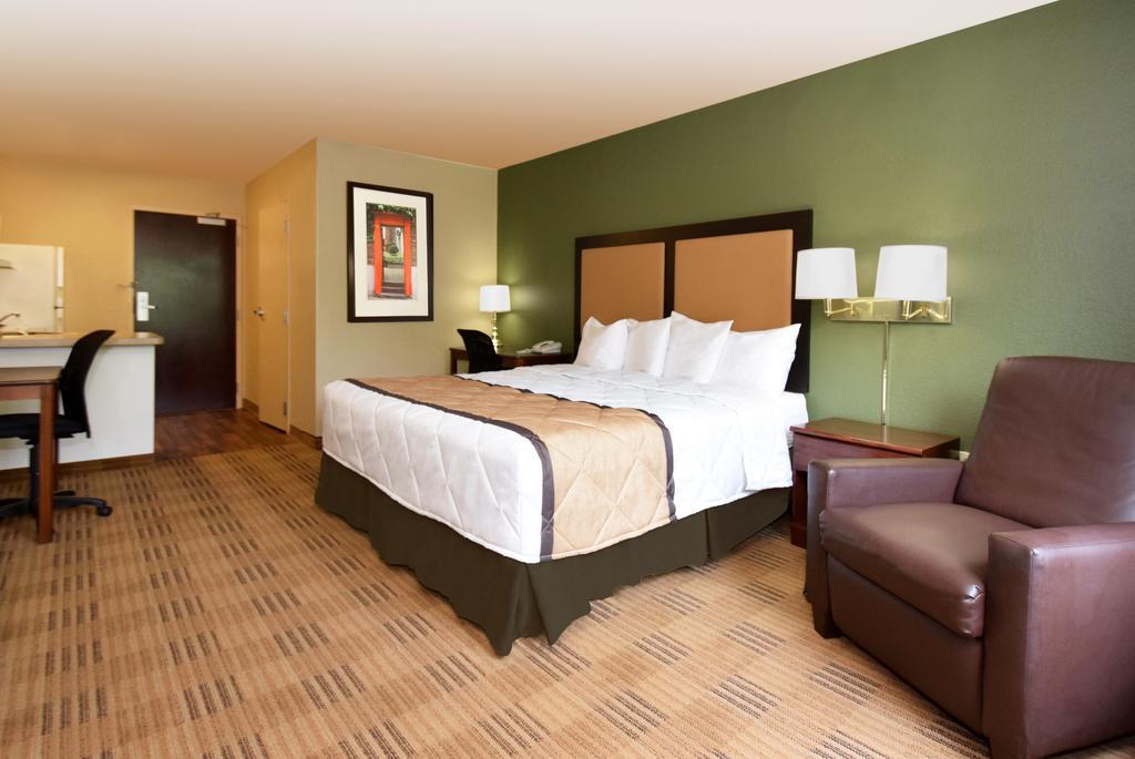 Extended Stay America Suites - Washington Dc Germantown Milestone Eksteriør billede