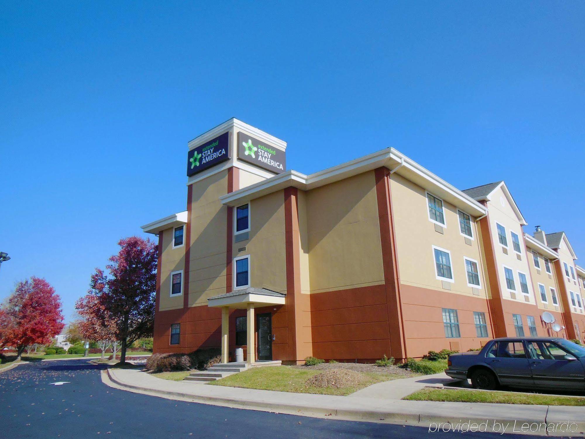 Extended Stay America Suites - Washington Dc Germantown Milestone Eksteriør billede